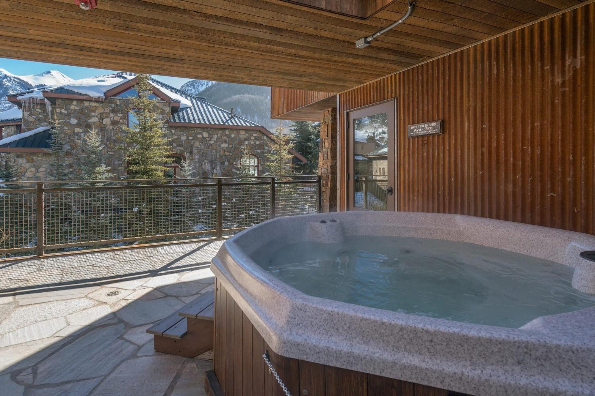 Ghostriders 5 By Avantstay 2 Bedroom Condo Near Main Street Hiking Skiing Str Permit 3571 テルユライド エクステリア 写真